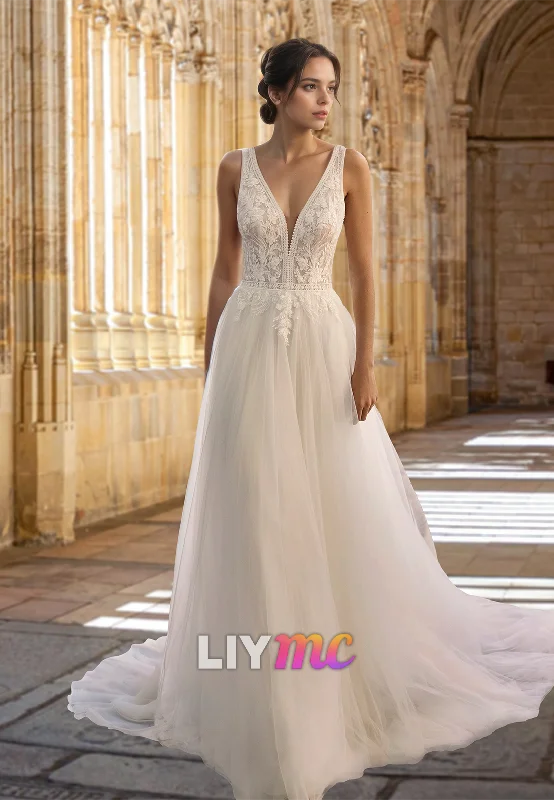 V-Neck Sleeveless Lace Appliques Tulle A-Line Boho Wedding Dress